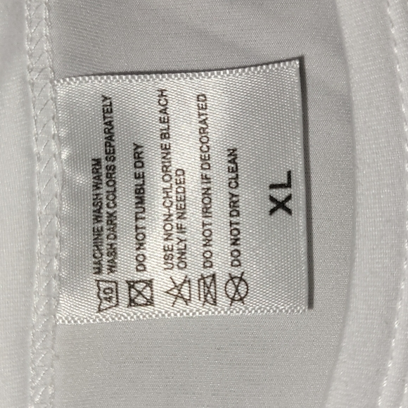 2 T-Shirts. Tupac. Uma Thurman in Pulp Fiction. Size XL . Silky-like material. - Picture 3 of 9